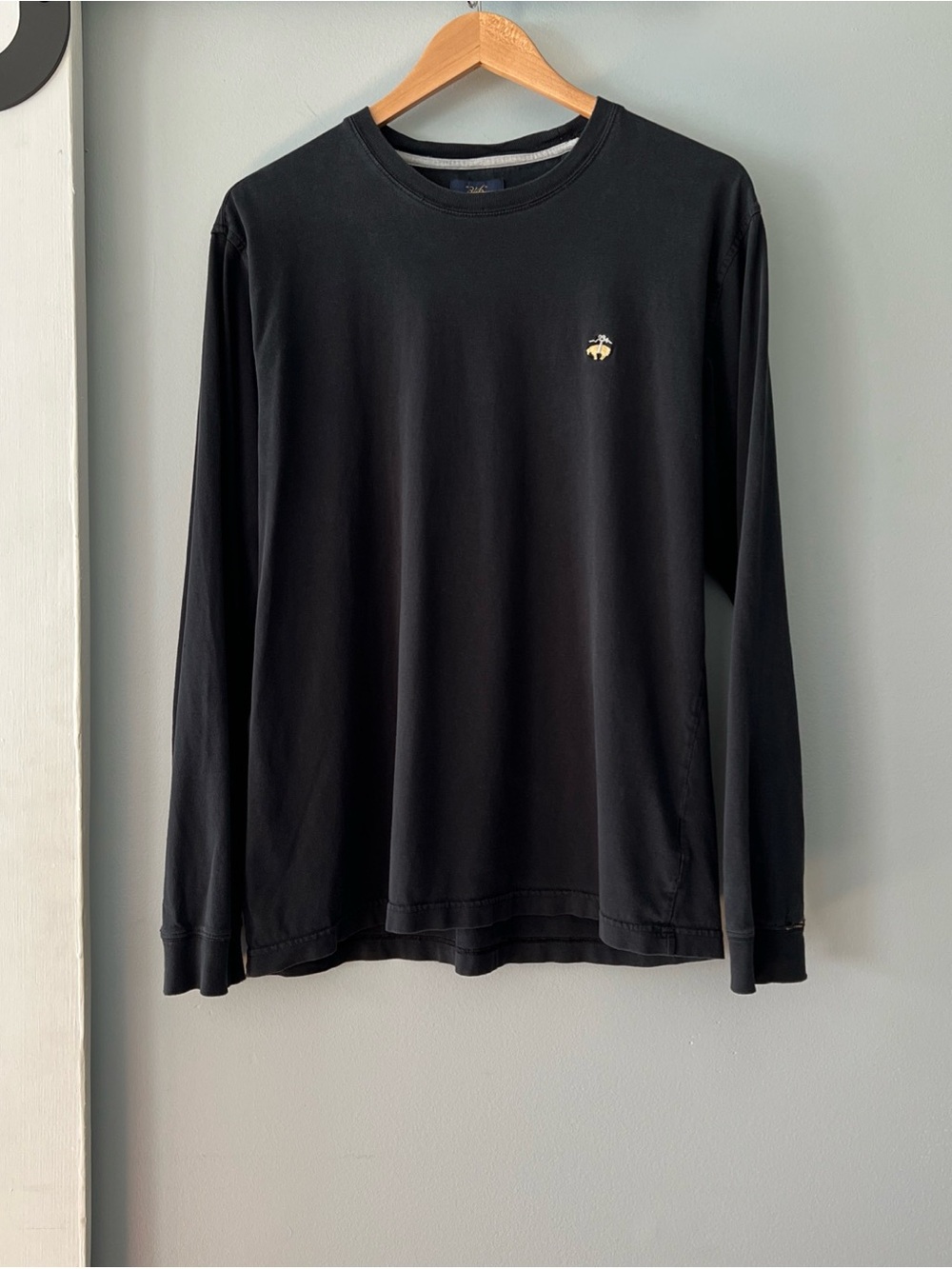 Brooks Brothers Black Long-Sleeve Crewneck with Small Gold Logo